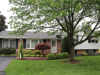 321 Bareview Dr, Leola, PA, 17540