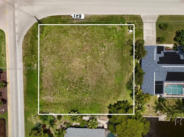 2014 Everest Pkwy, Cape Coral, FL 33904