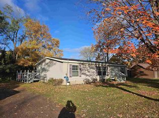 610 S 4th St, Ontonagon, MI 49953