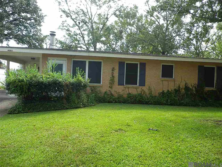 4085 Fleet Dr — Photo 1
