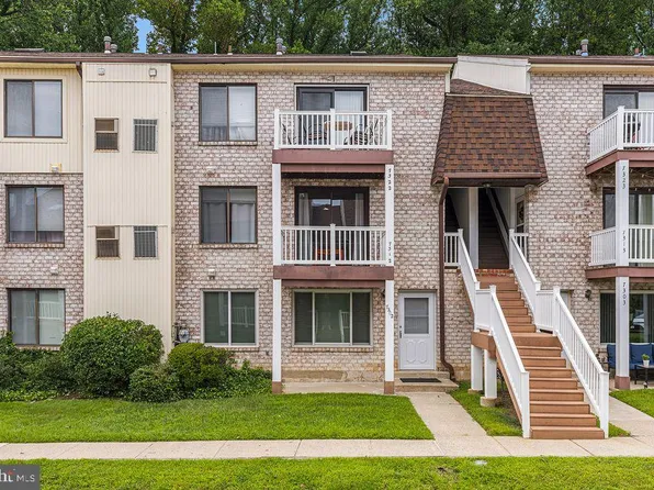 7312 Hilltop Dr #116, Brookhaven, PA 19015