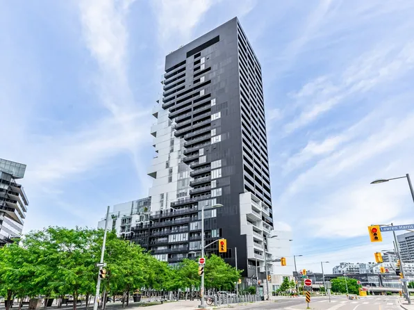 170 Bayview Ave #514, Toronto, ON M5A 0M4