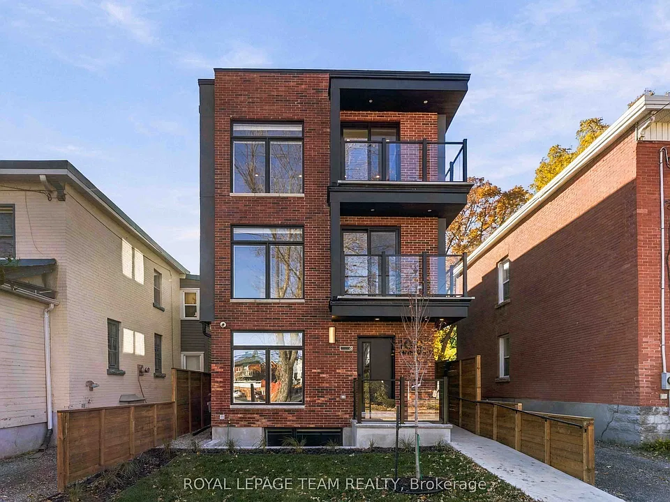 100 Hamilton Ave N #3