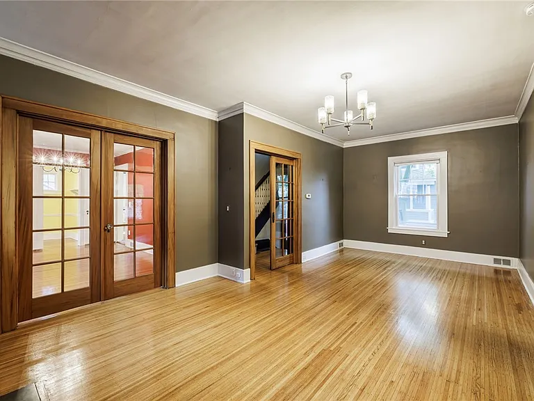 100 Highland Ave #1 — Photo 9