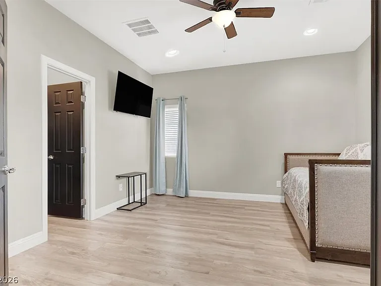 1405 Fantastic Ct — Photo 23