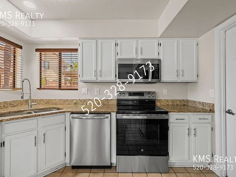 3060 W Country Hill Dr — Photo 10