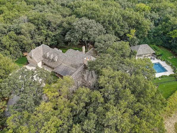 S27W32697 County Road G, Dousman, WI 53118