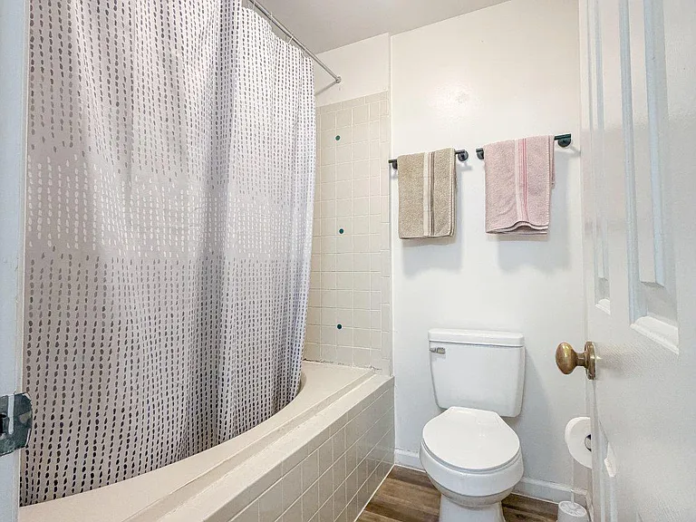 664 Rocky Knoll Arch — Photo 12