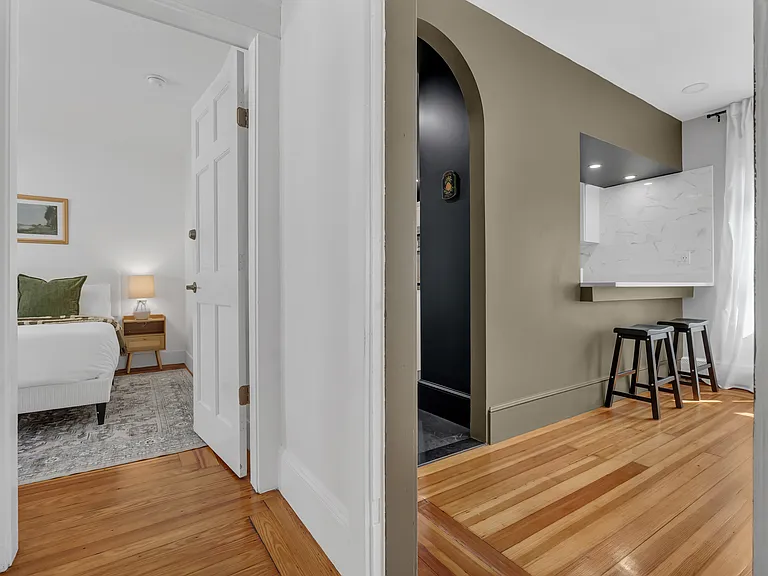 21-23 Waverly St — Photo 27