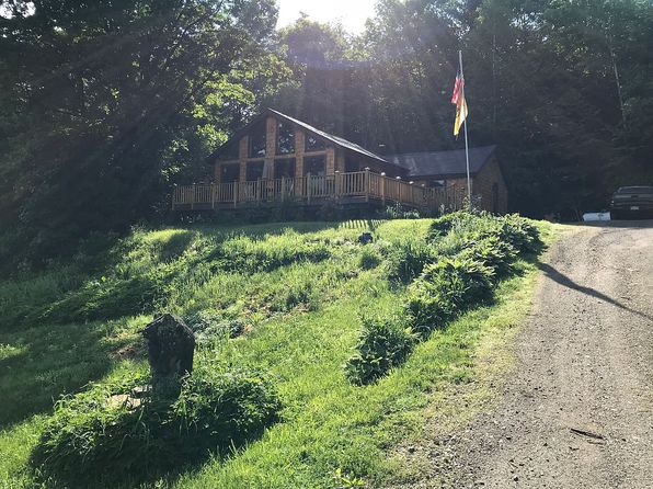 2994 Main St, Becket, MA 01223
