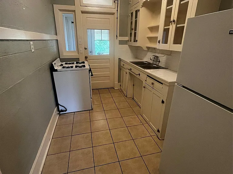 1711 W Main St #3 — Photo 9