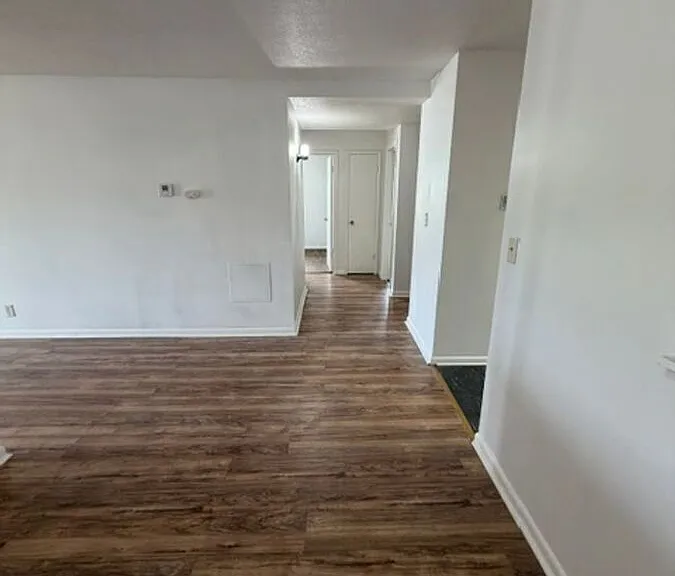 2113 Ottawa St — Photo 24