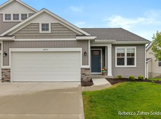 2924 Tributary Dr, Rockford, MI 49341