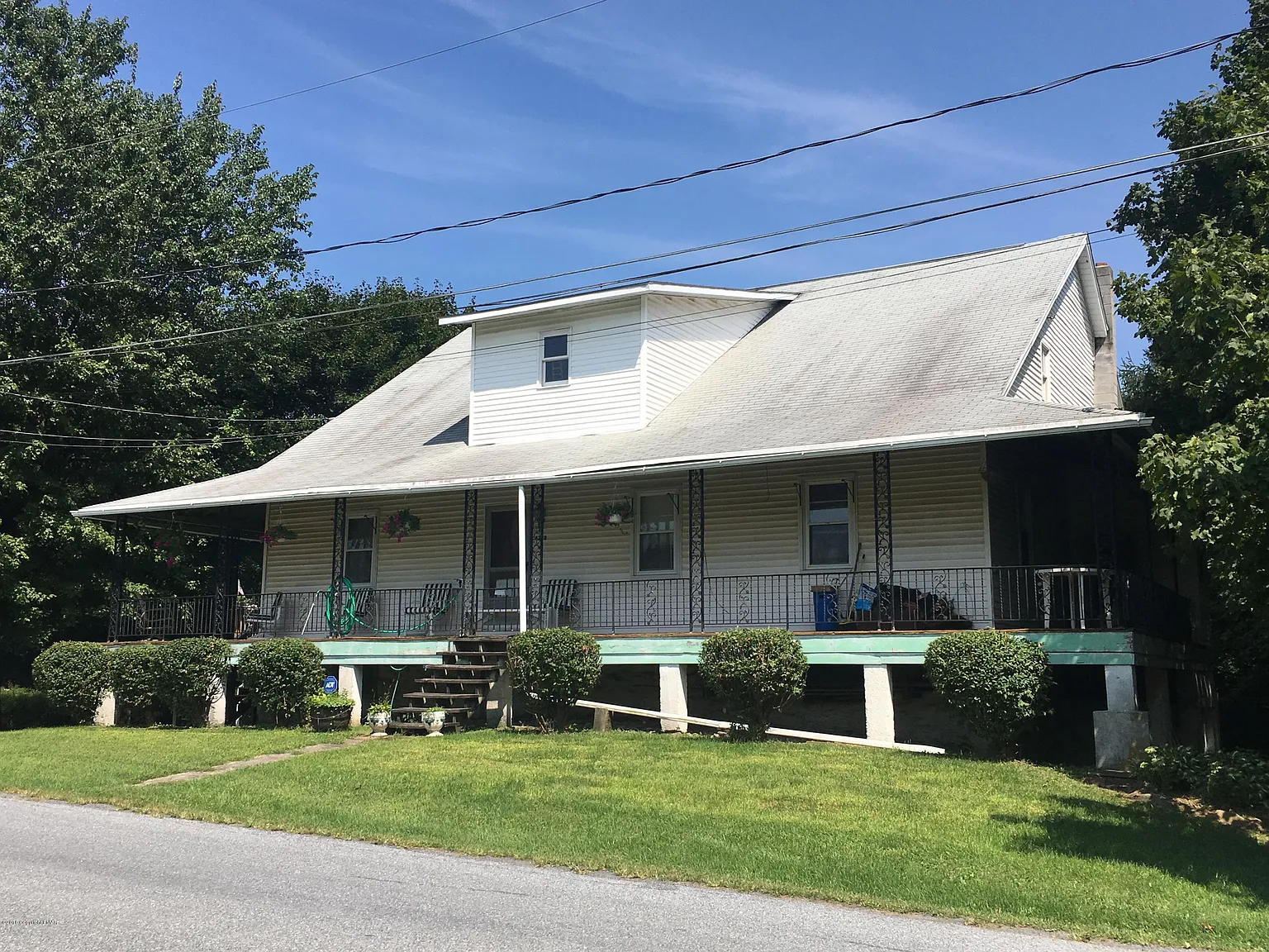 4288 Hawthorn Rd photo 1