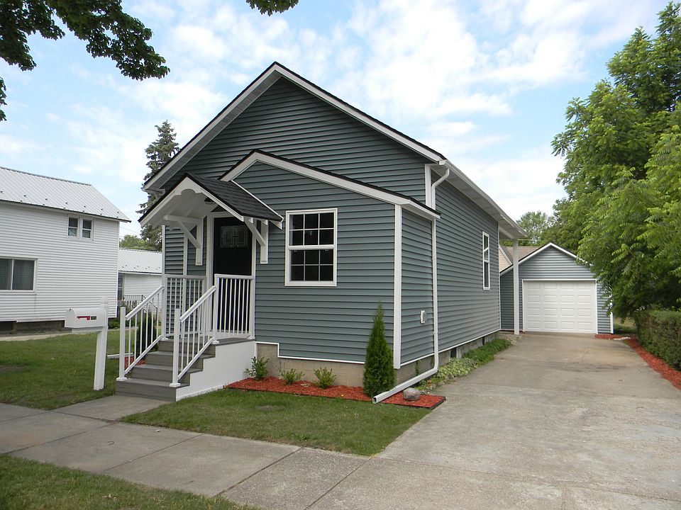 1st image of 505 N Robert St