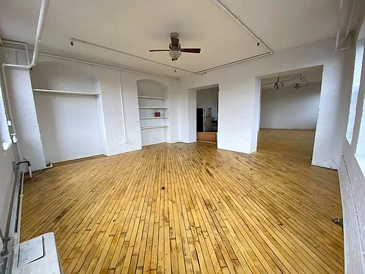 Rented by Carnegie Management Inc | media 10