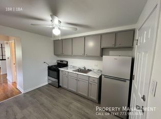 (Undisclosed Address), Blue Island, IL 60406