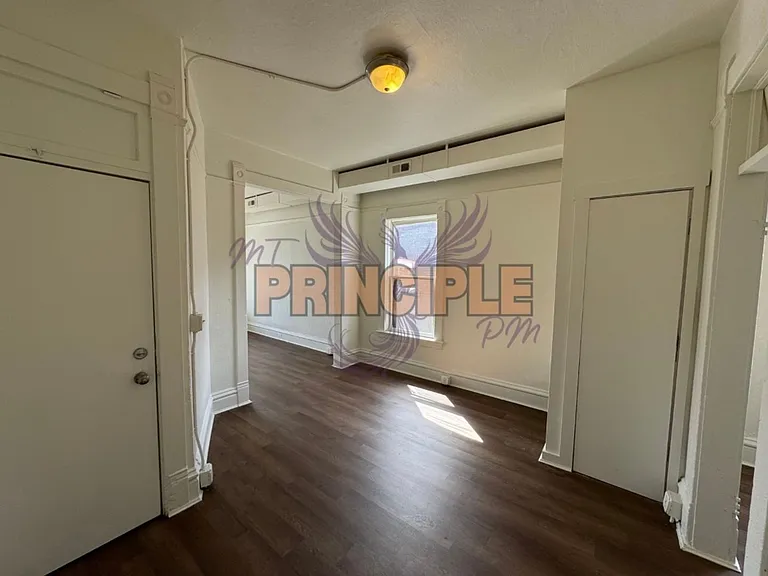 647 S Idaho St — Photo 5