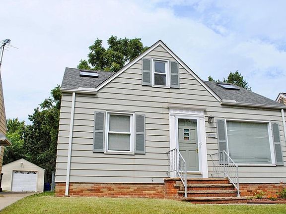 3rd image of 13102 Highlandview Ave
