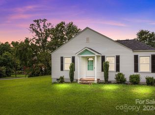 704 Holmes St, Salisbury, NC 28144