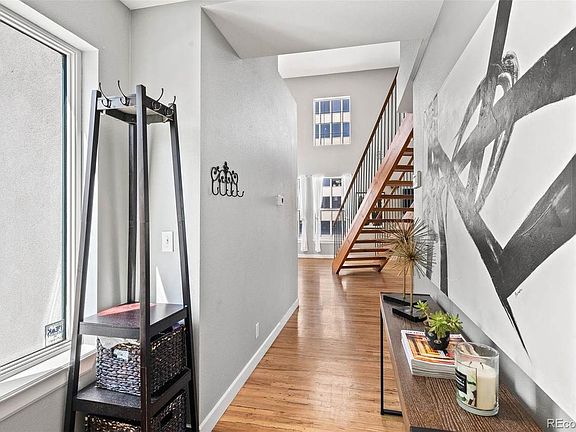 2nd image of 790 N Clarkson St APT 201