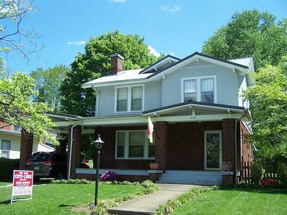 1st image of 823 W Pine St