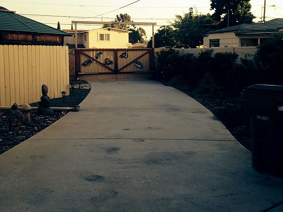 gated driveway