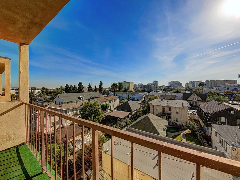 Select View Apartment