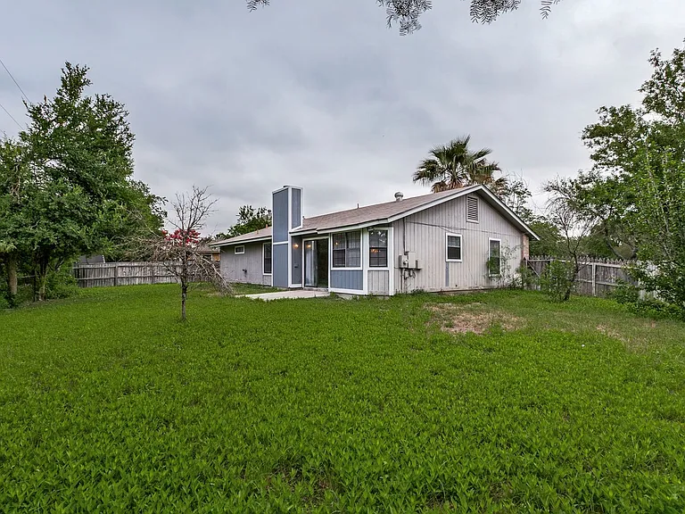 6991 Sunset Village Dr — Photo 23