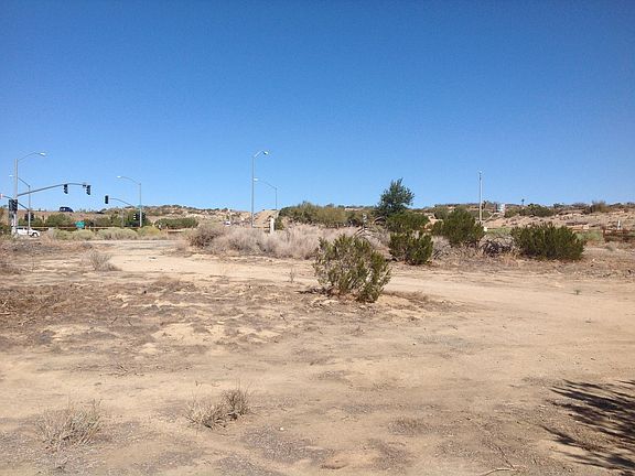 4th image of Corner Ave S