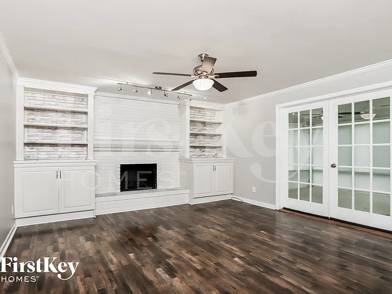 15520 Golden Ridge Ct — Photo 3