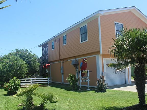 3rd image of 2390 Sand Crab Ln