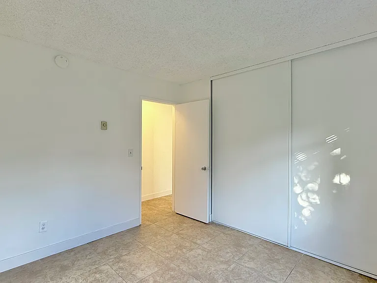 10512 Caminito Rimini — Photo 19