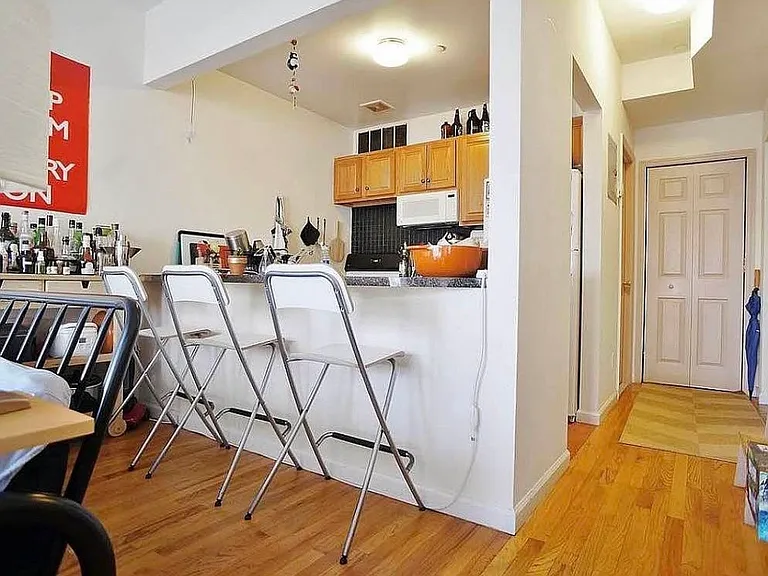 162 Orchard St #4 — Photo 2