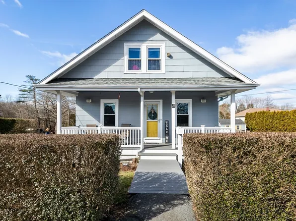 10 Newton St, Fairhaven, MA 02719