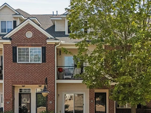 273 Scio Village Ct Unit 131, Ann Arbor, MI 48103