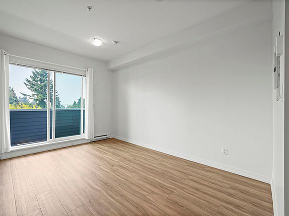 3rd image of 13678 Grosvenor Rd #304