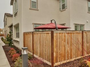 202 Colner Cir, Folsom, CA 95630