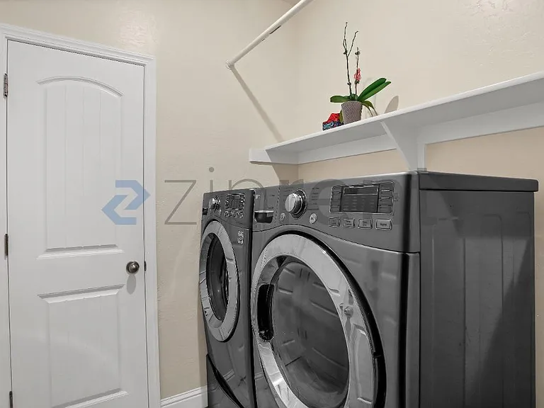 5462 W Floradora Ave — Photo 16