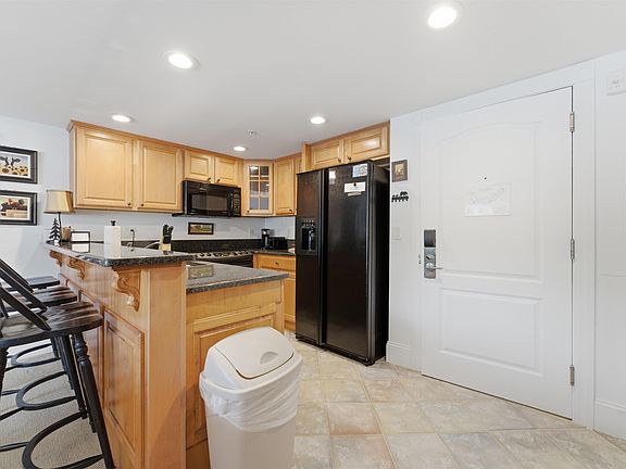 4th image of 19 Village Lodge Road #409