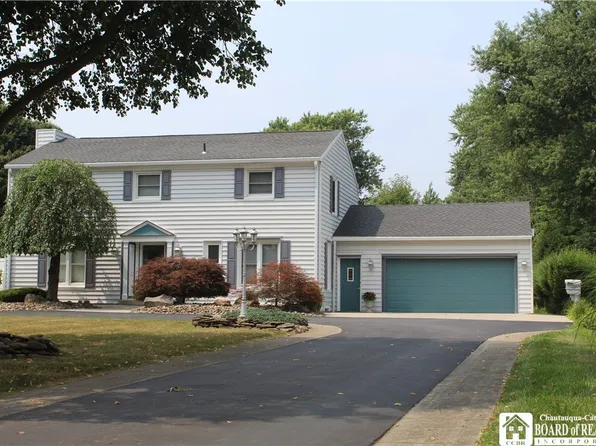 330 Central Ave, Fredonia, NY 14063