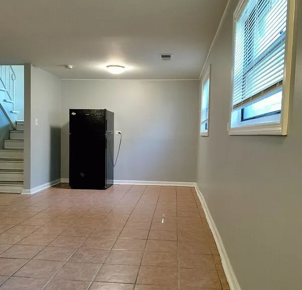 11540 S Peoria St — Photo 8
