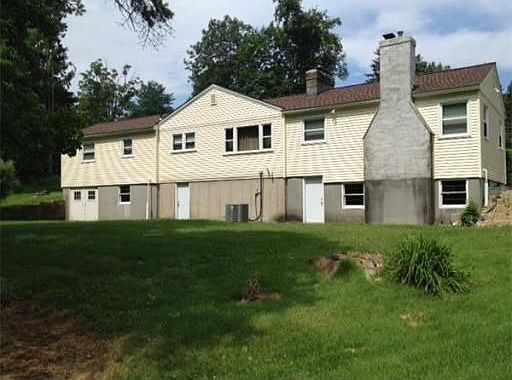 5th image of 164 Granite St