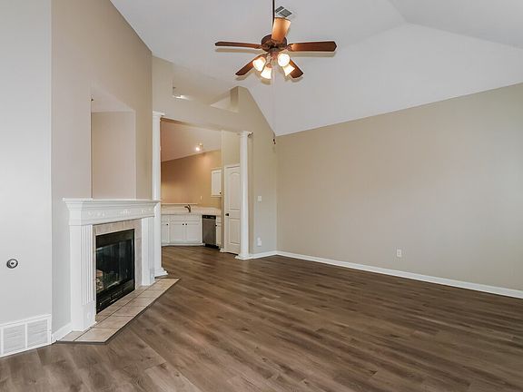 4th image of 10178 Morning Hill Dr
