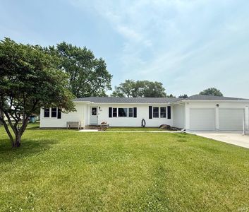 304 S Beech Rd, Osceola, IN, 46561