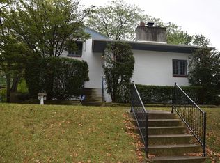 920 Haldemann Ave, Joliet, IL 60436