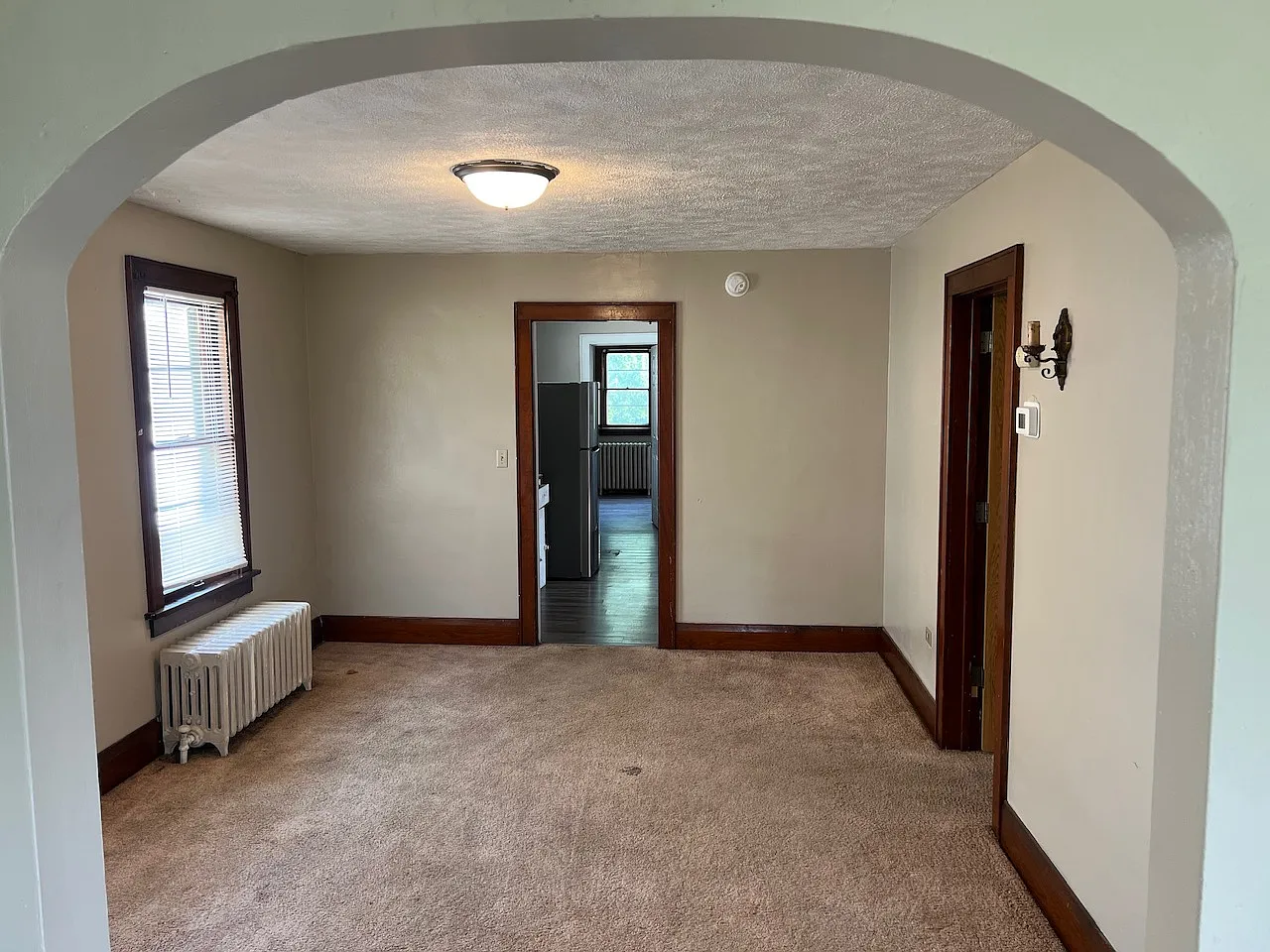 2 bed, 1000 sqft, $1,400 — Photo 4