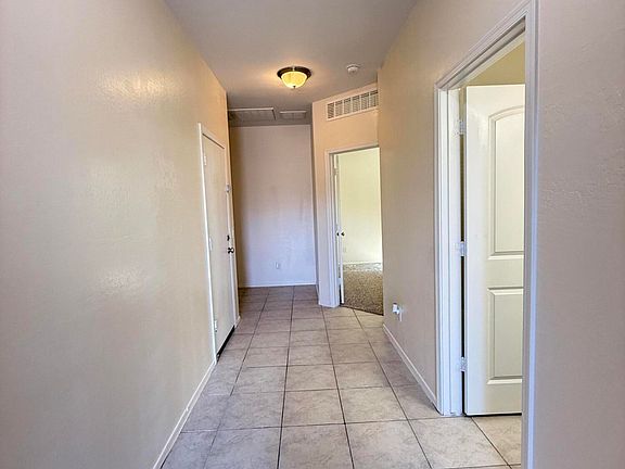 5th image of 30895 W INDIANOLA Avenue