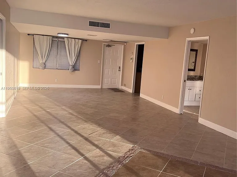 907 Cypress Ter #203 — Photo 19