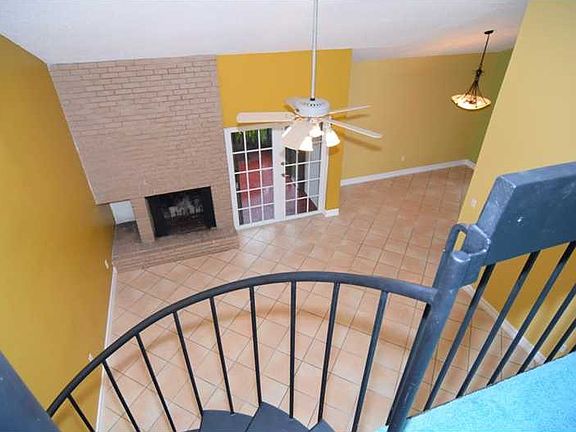 3rd image of 7191 SW 67th Ave #34